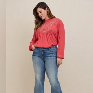 Torrid Crinkle Gauze Relaxed Embroidered Blouse Size 00/M/L